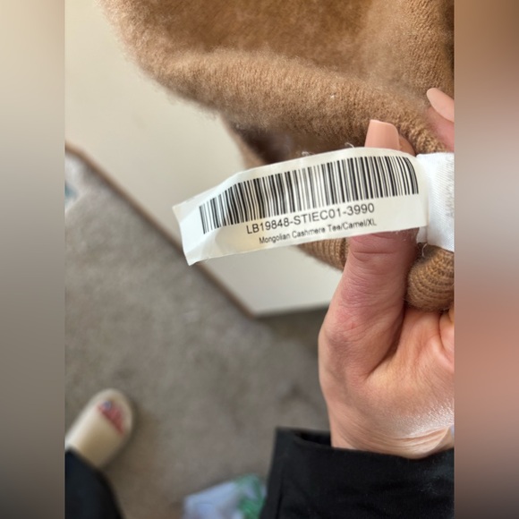 Quince Tan Crew Neck Sweater - Picture 5 of 7